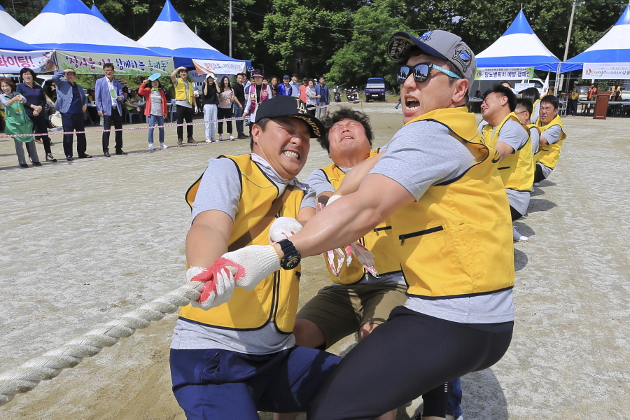 [크기변환]10-1민속놀이_줄다리기대회005.jpg